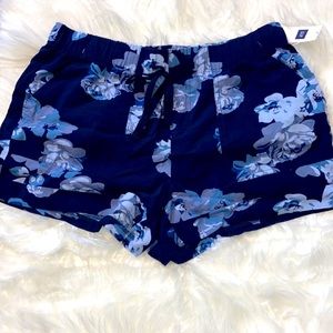 Brand new Gap shorts